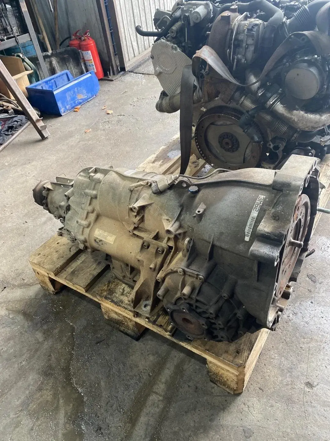 Автоматическая коробка передач (АКПП) 01V300052SX