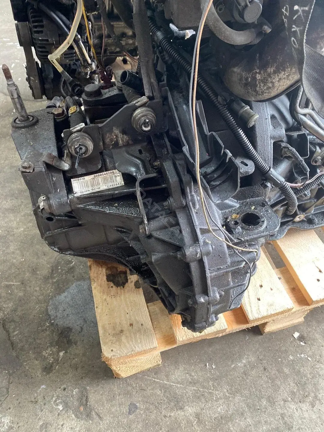 Механическая коробка передач (МКПП) 8200546200, PF6010