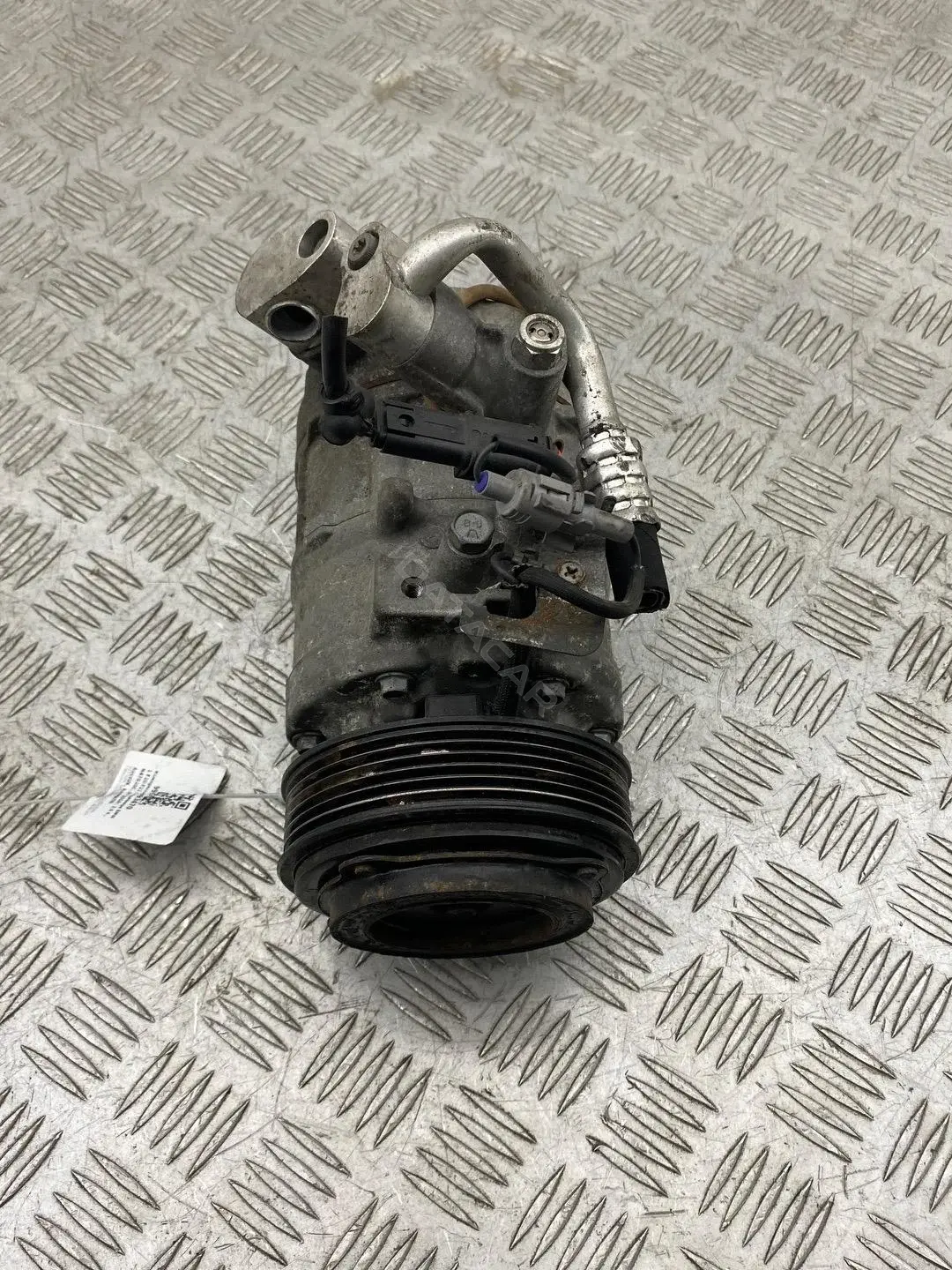 Компрессор кондиционера 64529223694, 64529225703, 6SBU14A