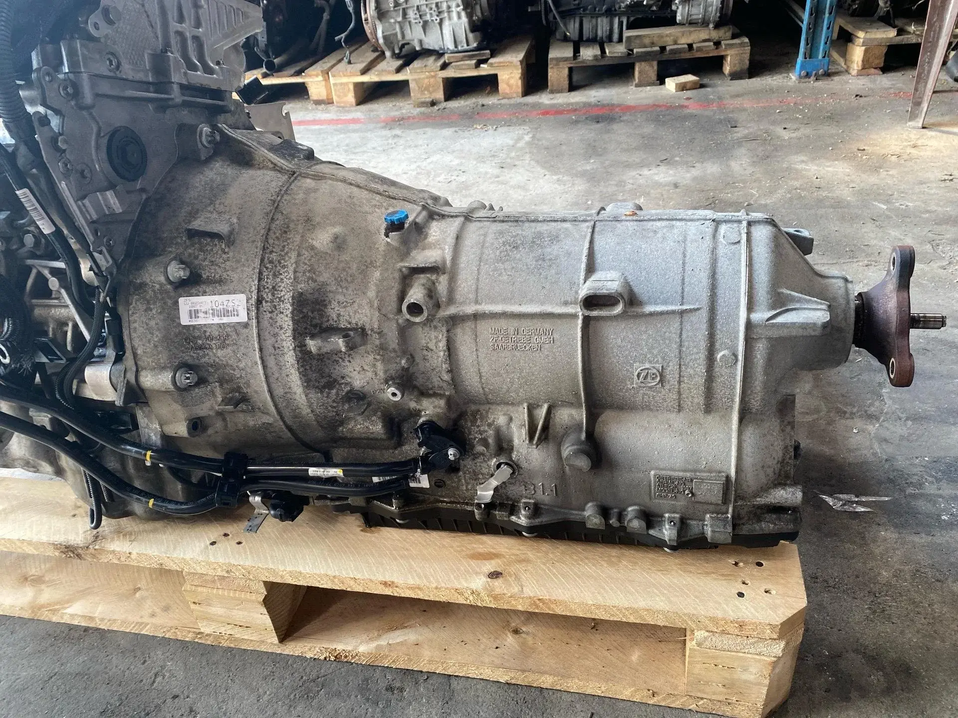 Автоматическая коробка передач (АКПП) 24007644621, 24007646106, 24008487259