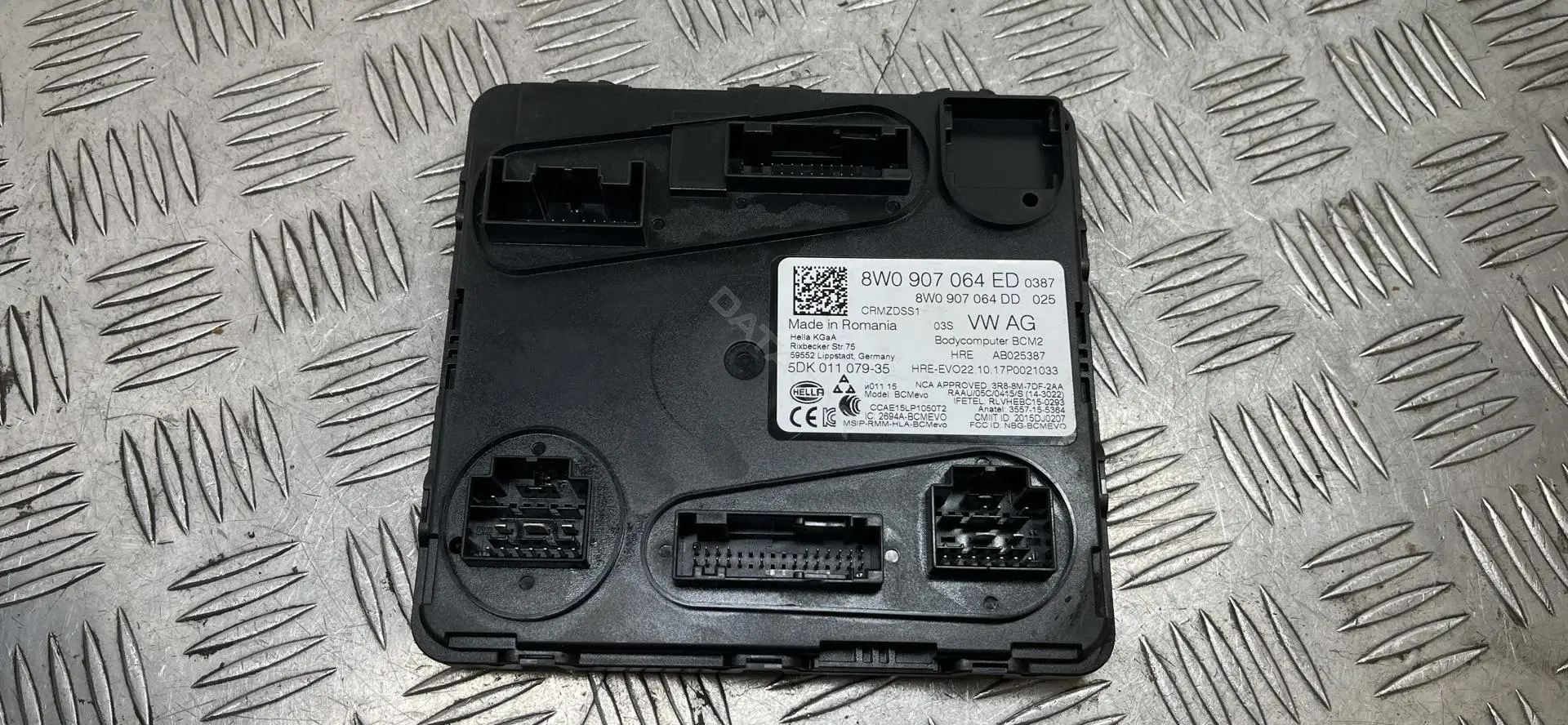 Блок комфорта 8W0907064ED
