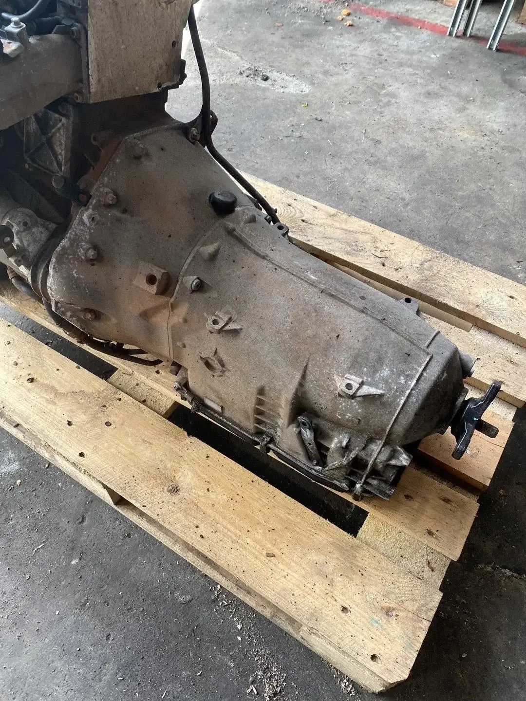 Автоматическая коробка передач (АКПП) R1402712601