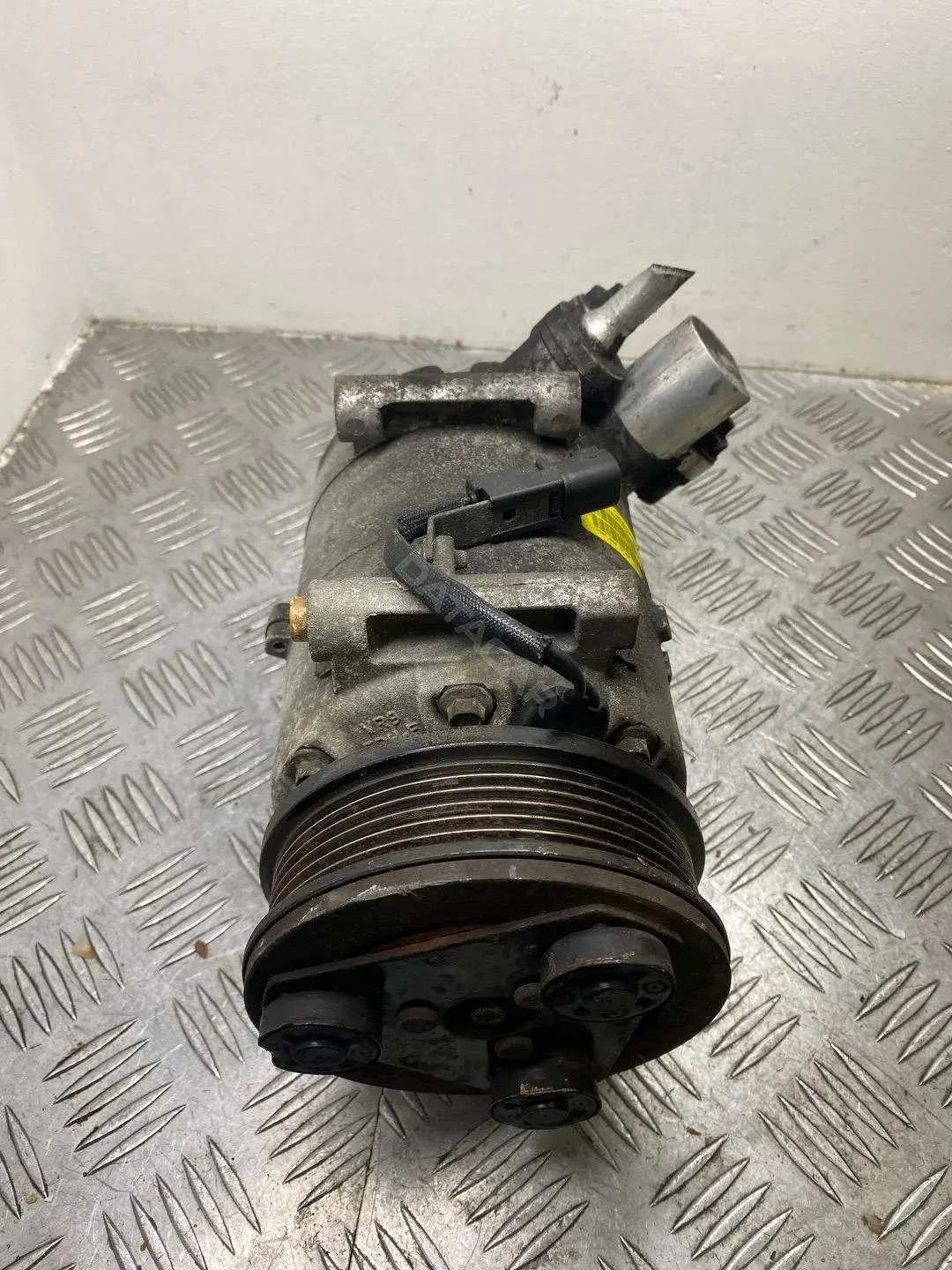 Компрессор кондиционера AV6N-19D629-BC, RA4089
