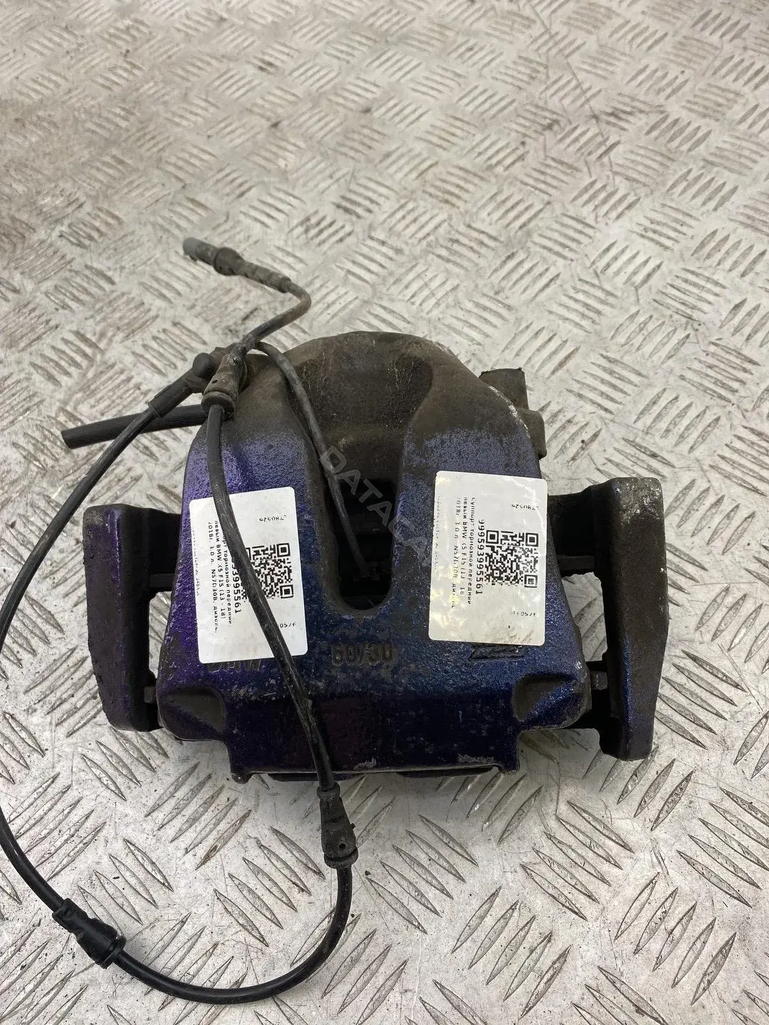 Суппорт тормозной 34216776789, 34216776801, 6776789