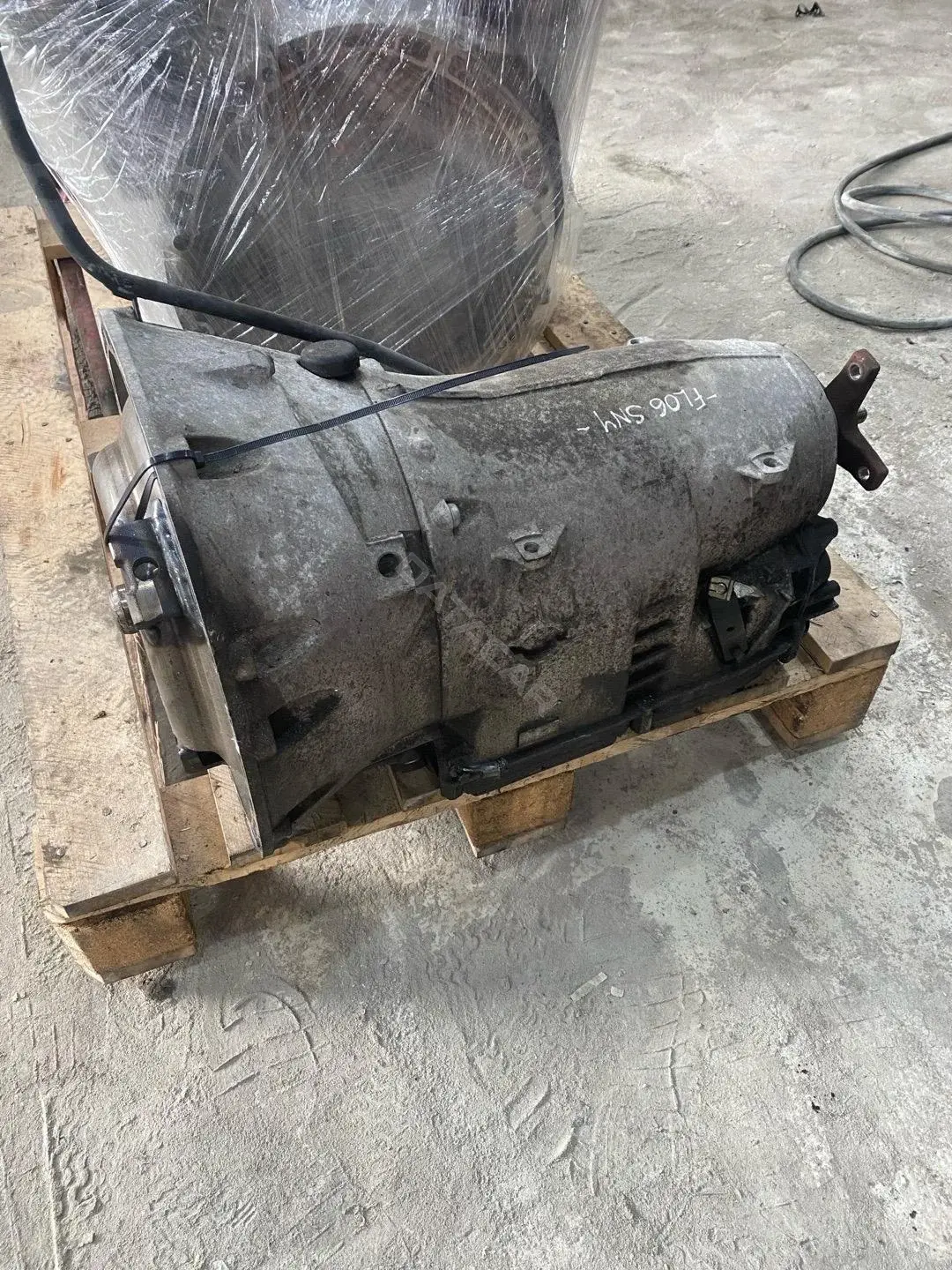Автоматическая коробка передач (АКПП) R1402712601