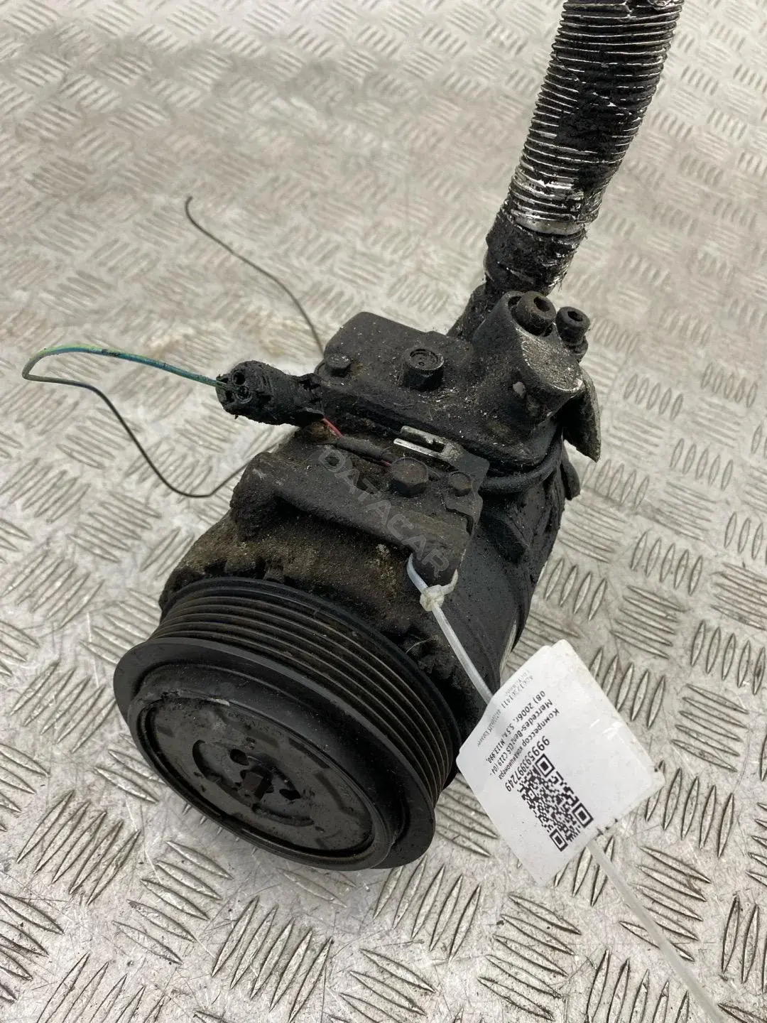 Компрессор кондиционера 4472209385, A0012301411, RA4037