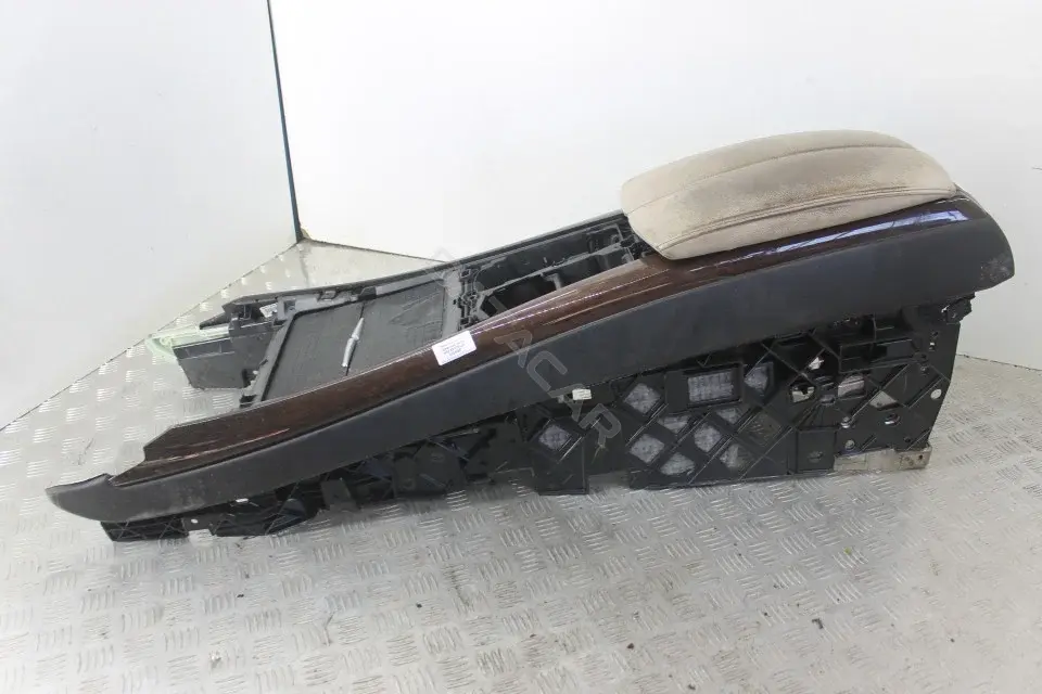 Подлокотник 51166954938, 51169143303, 51169143304