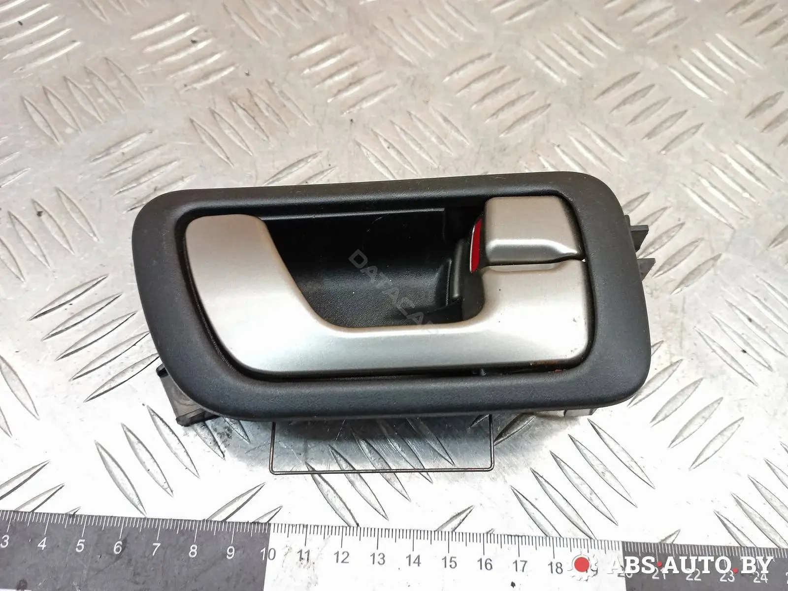 Ручка двери MR432272