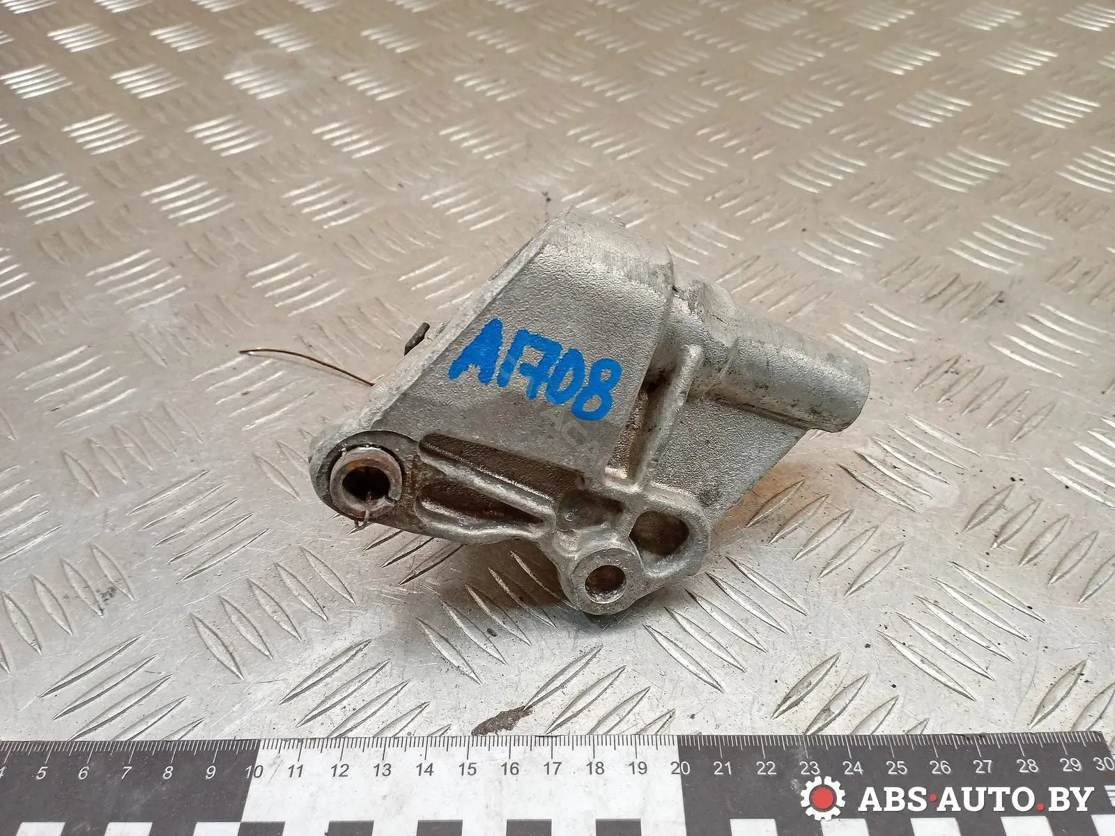 Кронштейн двигателя 8200193773