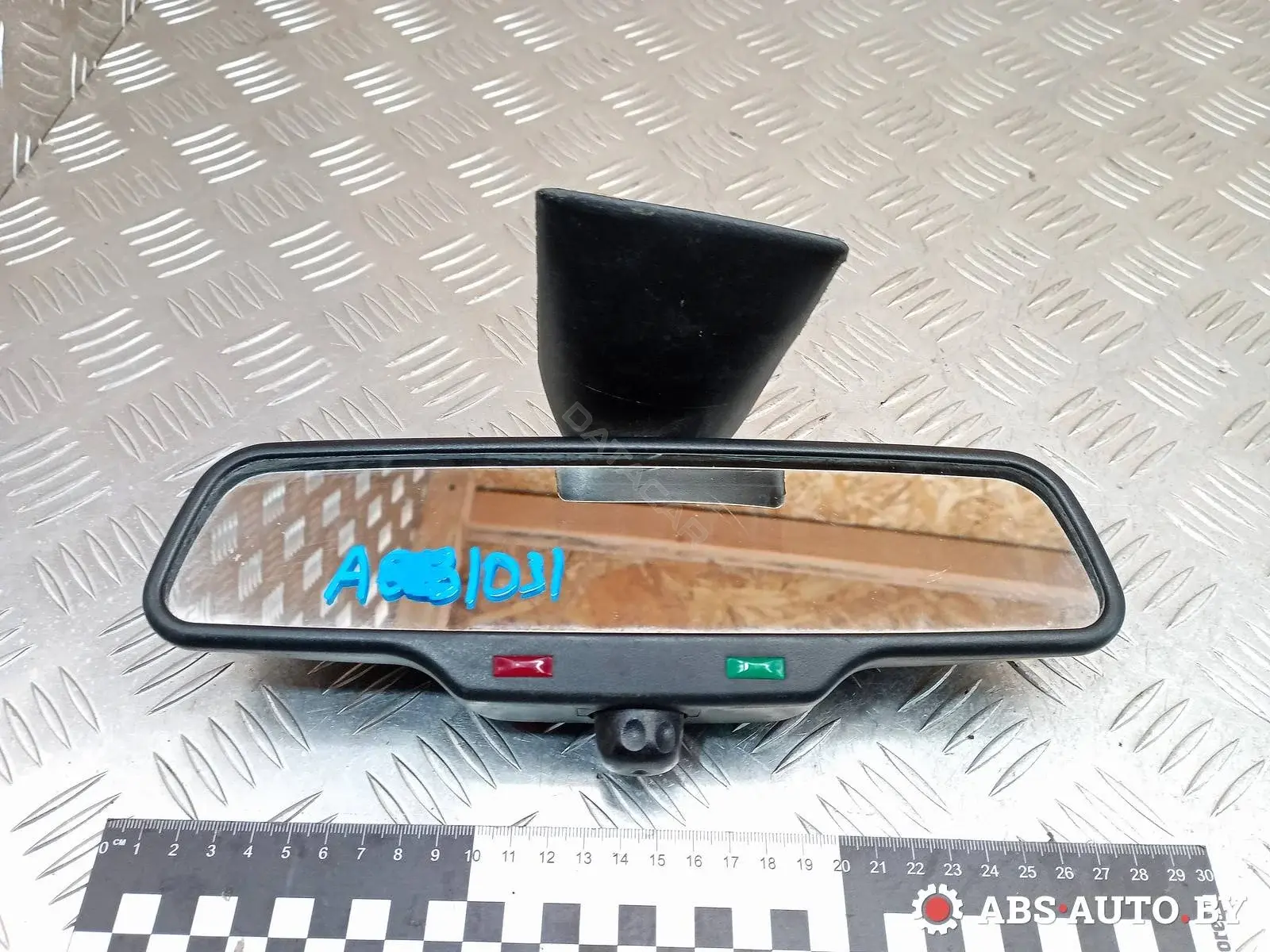 Внутреннее зеркало E1010427