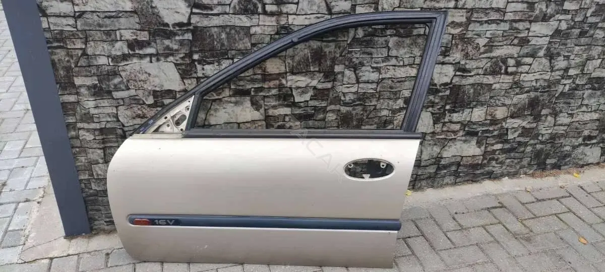 Дверь 7751471385