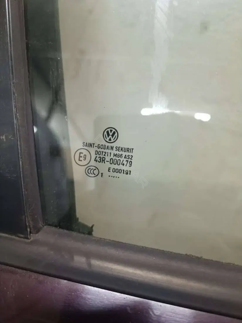 Стекло двери 25812HG, 410005087, 6Q4845202C