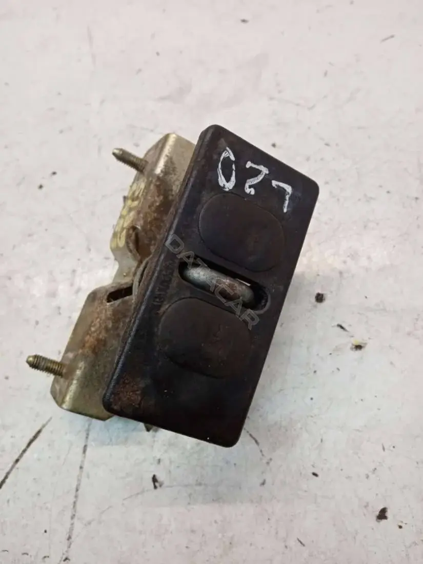 Замок крышки багажника 9622460980