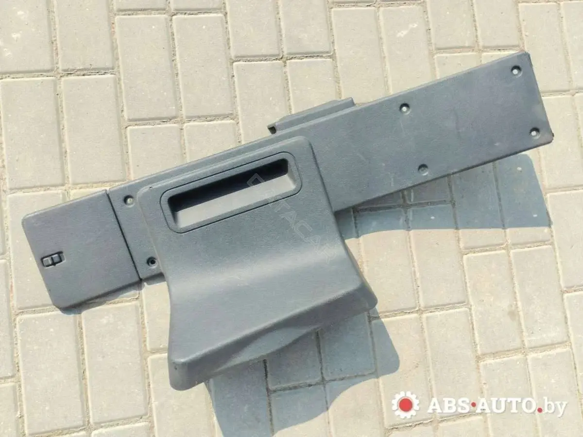 Обшивка крышки багажника 9610962477