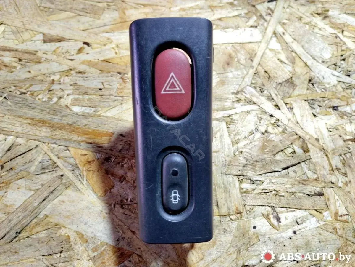 Кнопка аварийки 7700421089, 7700822866, 7700822955