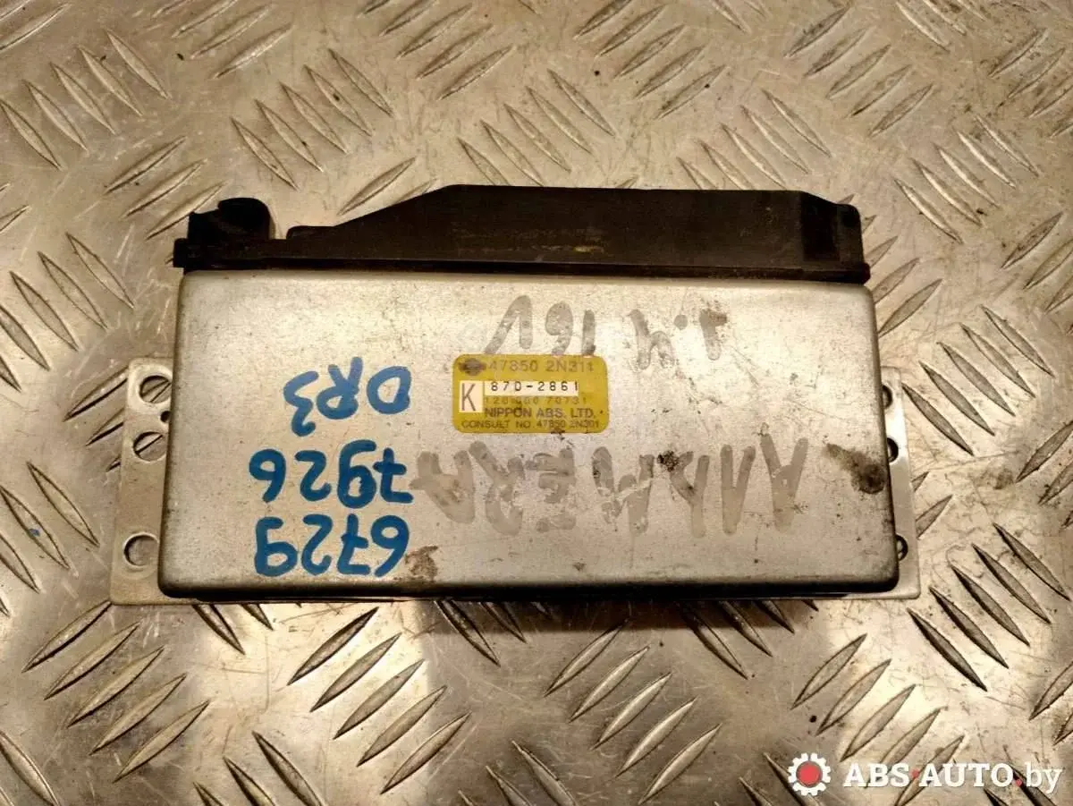 Блок управления АБС 475802N311