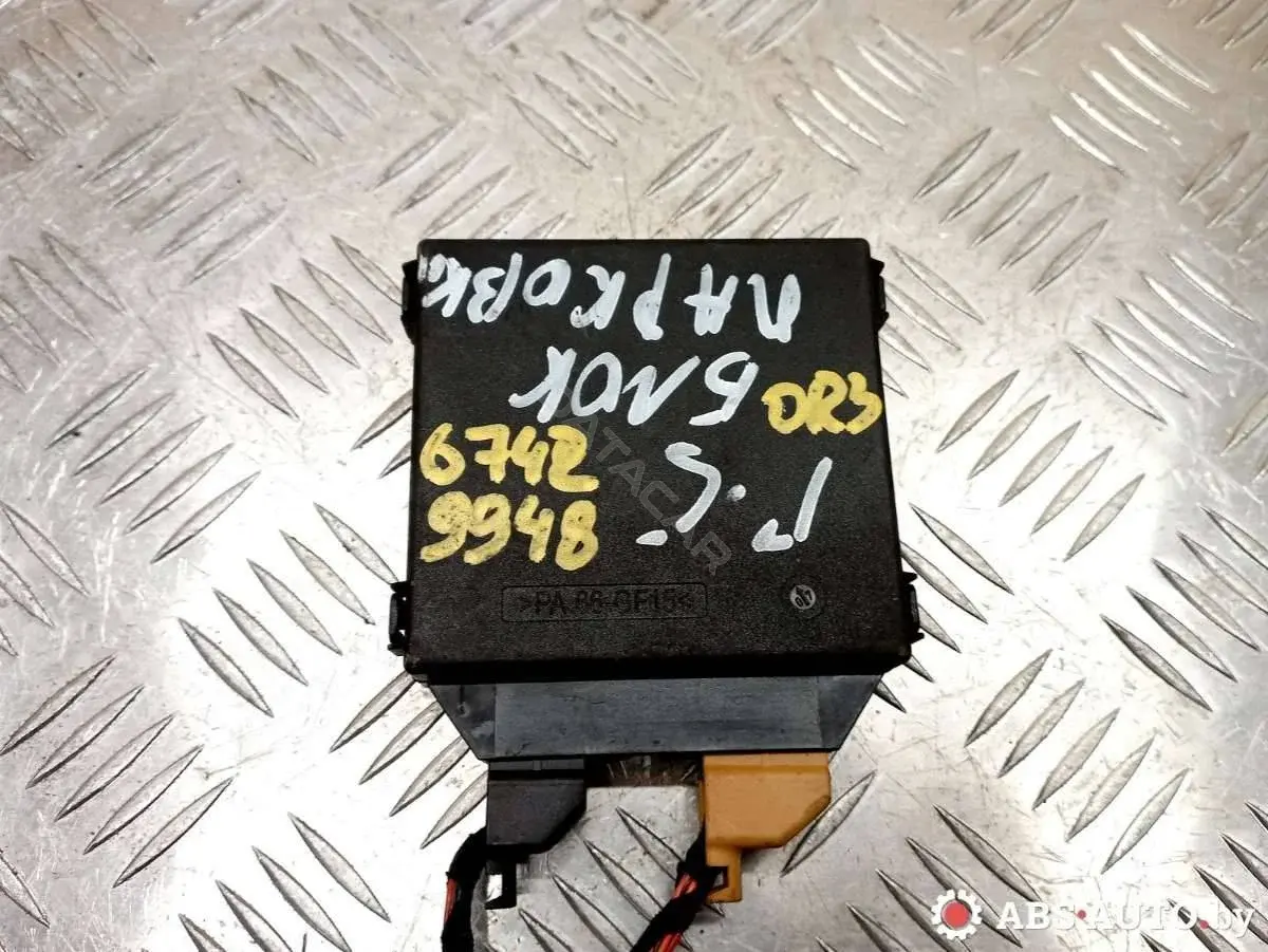 Блок управления парктрониками 0263004065, 1K0919283A