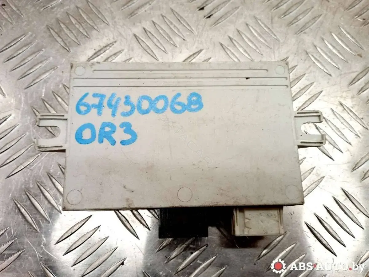 Блок управления парктрониками 6904023