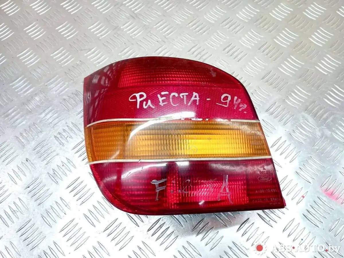 Задние фонари 89FG13A603, 89FG13N004BA