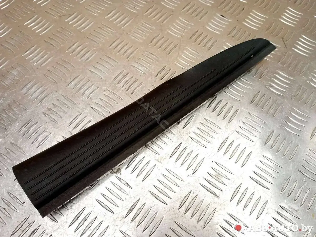 Накладка на порог A2116800535