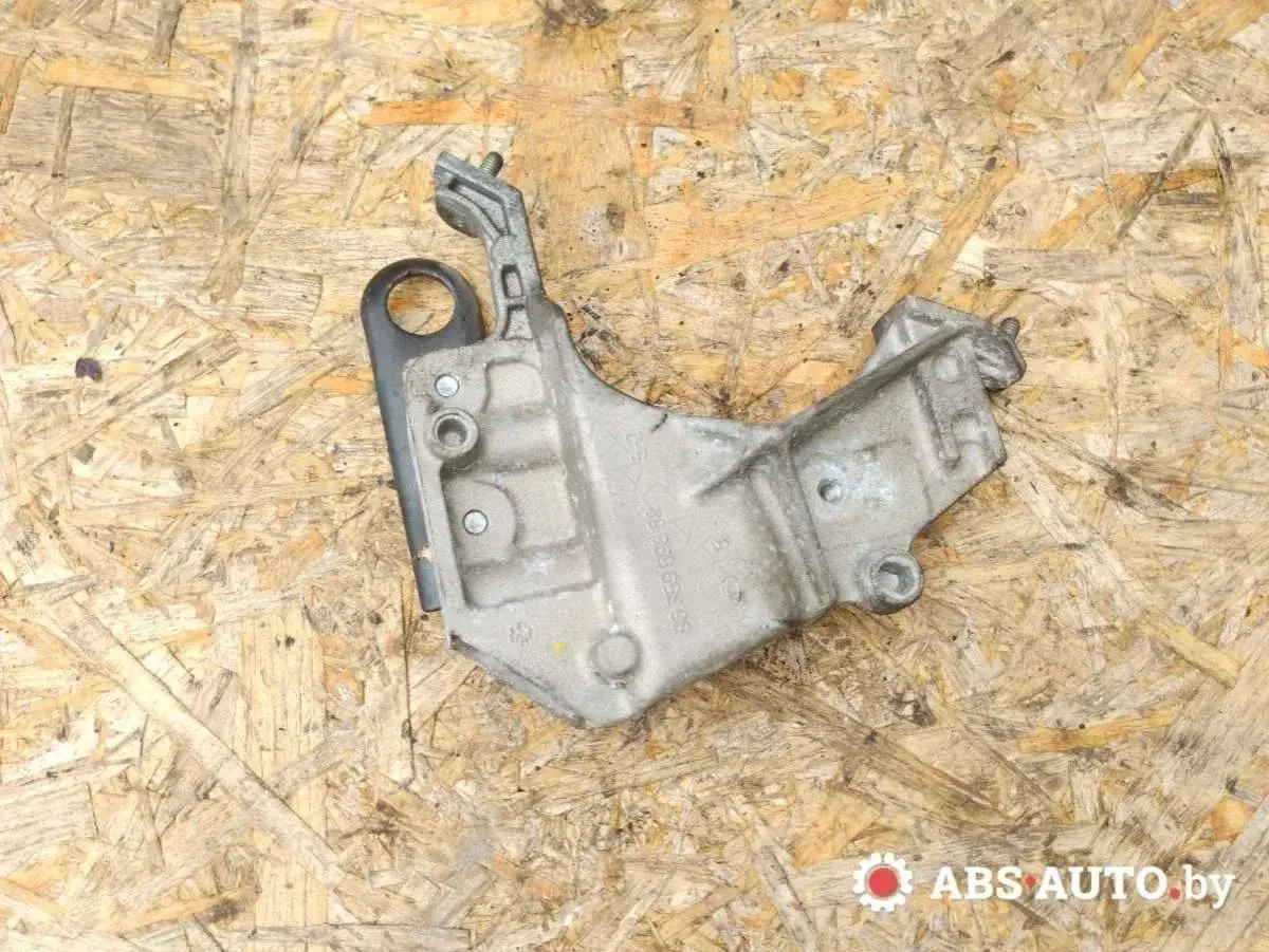 Кронштейн двигателя 9635969880