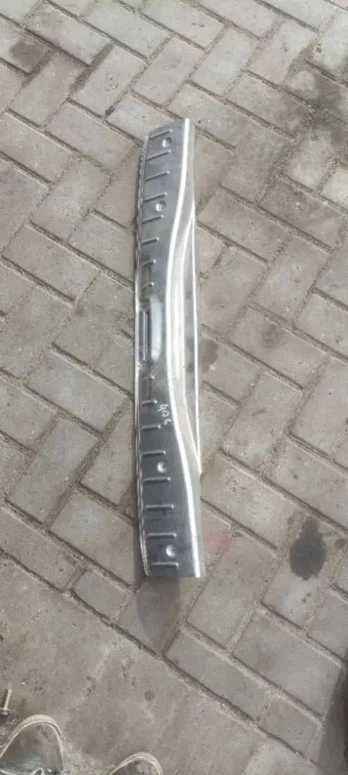 Обшивка багажника 9620760480