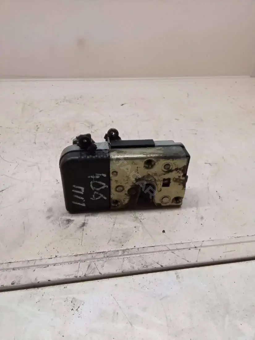 Замок двери 9136J6