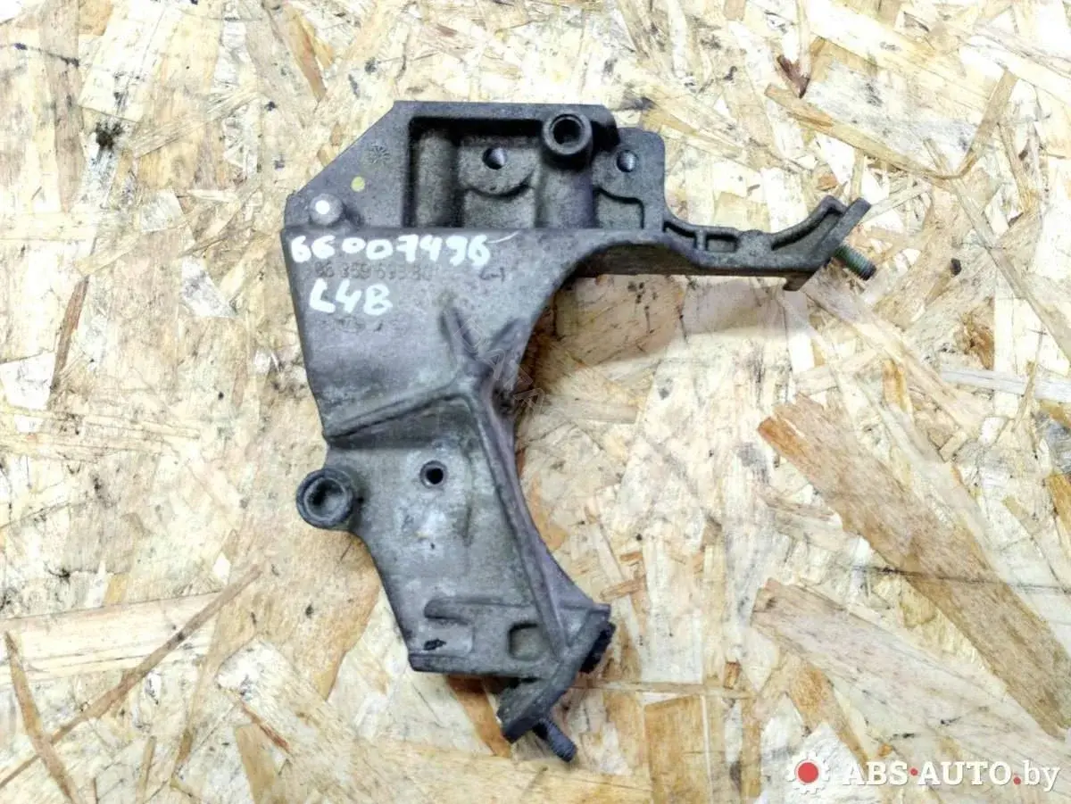 Кронштейн двигателя 9635969880