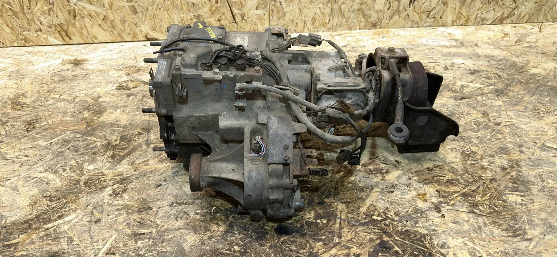 Раздаточная коробка MR518872