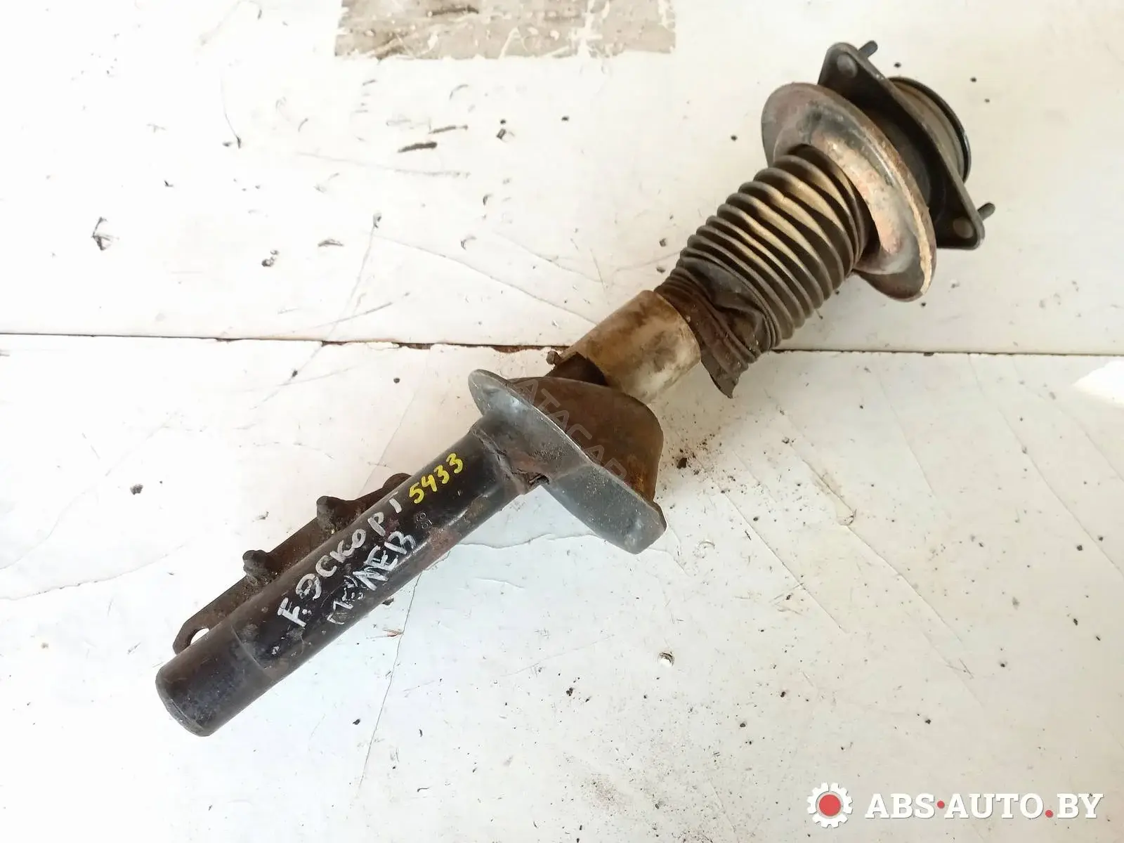 Амортизаторы 95AB18045ED, 95AB18045EE