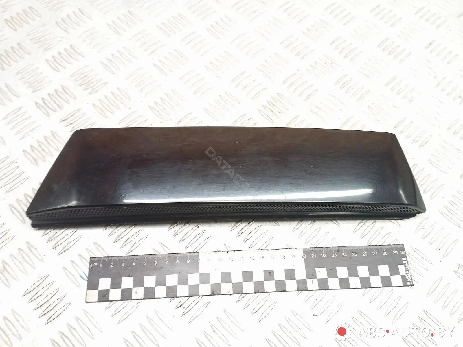 Обшивка крышки багажника 8200140171