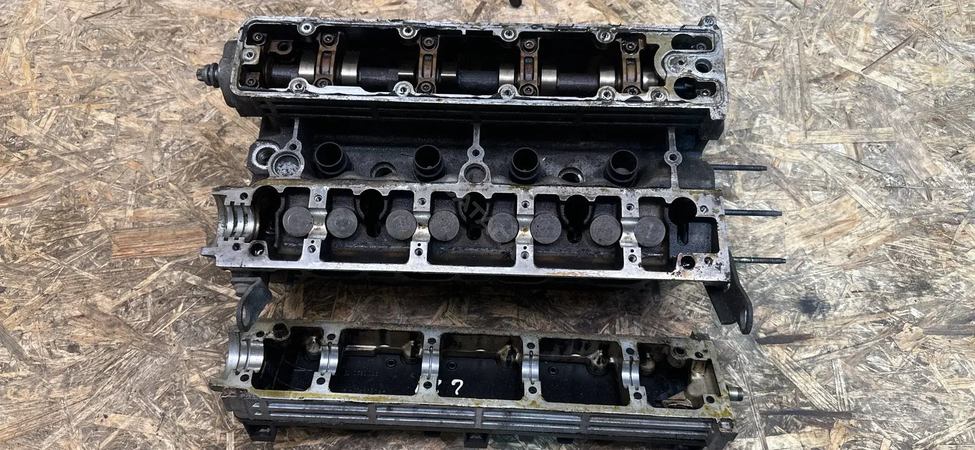 Головка блока цилиндров 0200FS