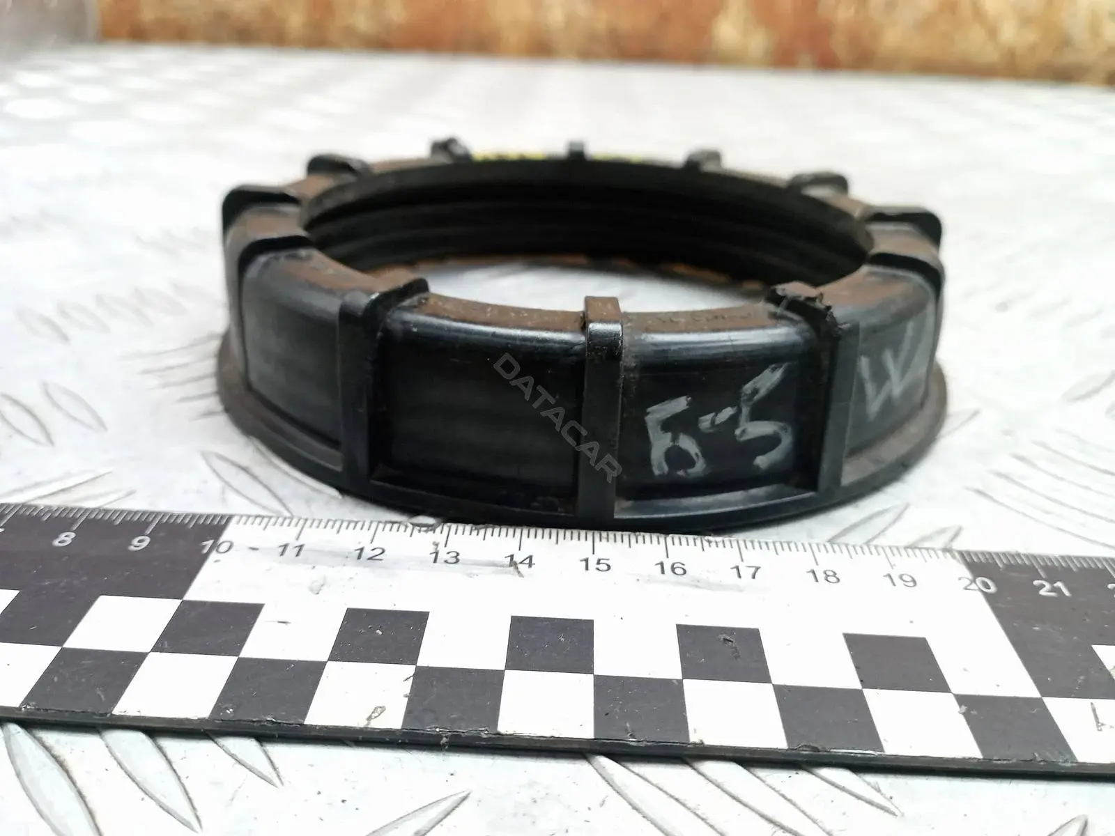 Гайка топливного бака 1J0919133, 321201375A, 3D0919133