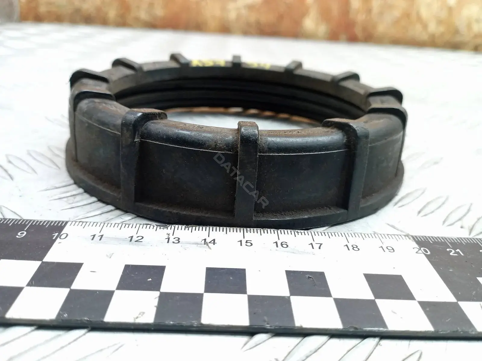 Гайка топливного бака 1J0919133, 321201375A, 3D0919133