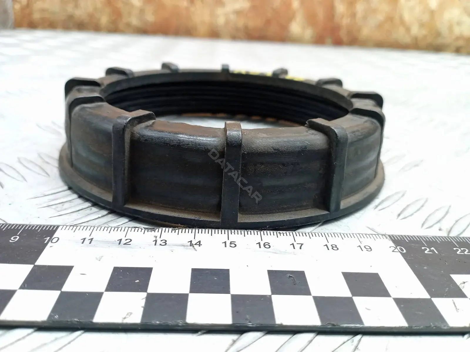 Гайка топливного бака 1J0919133, 321201375A, 3D0919133
