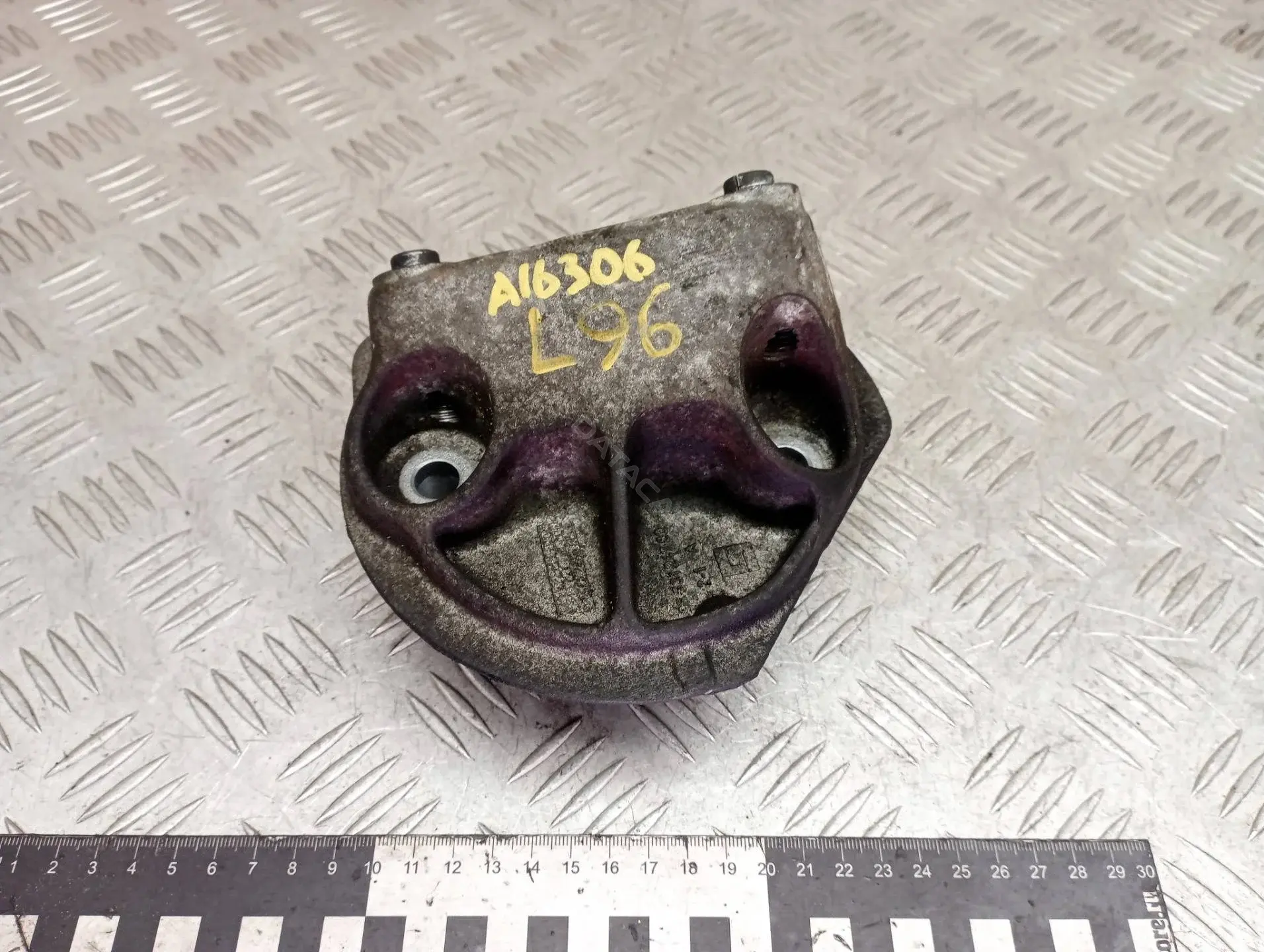 Кронштейн двигателя 9653124780