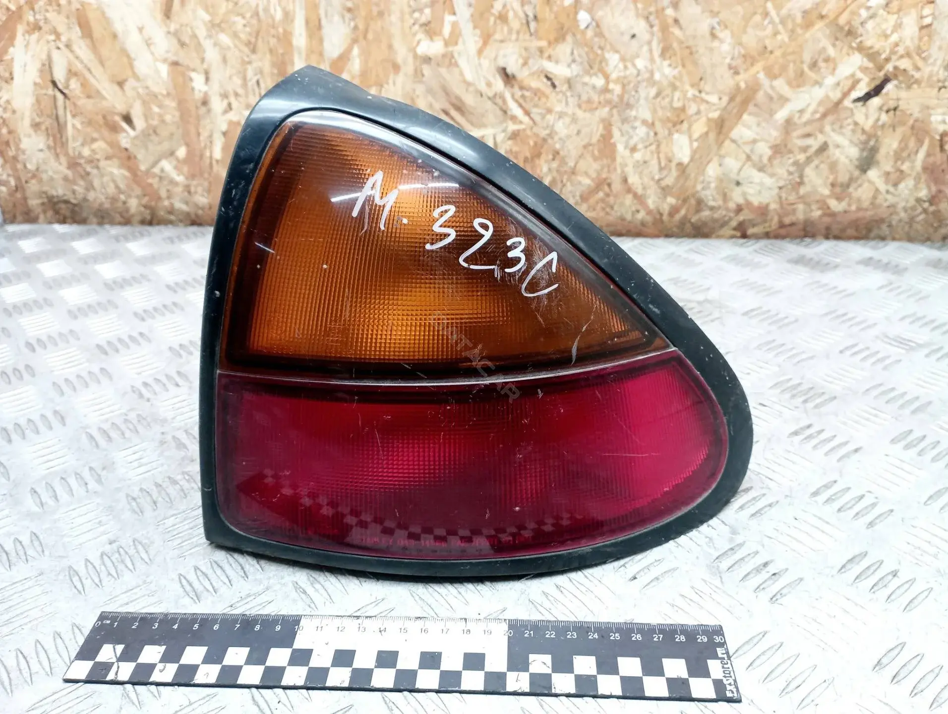 Задние фонари 0431436R