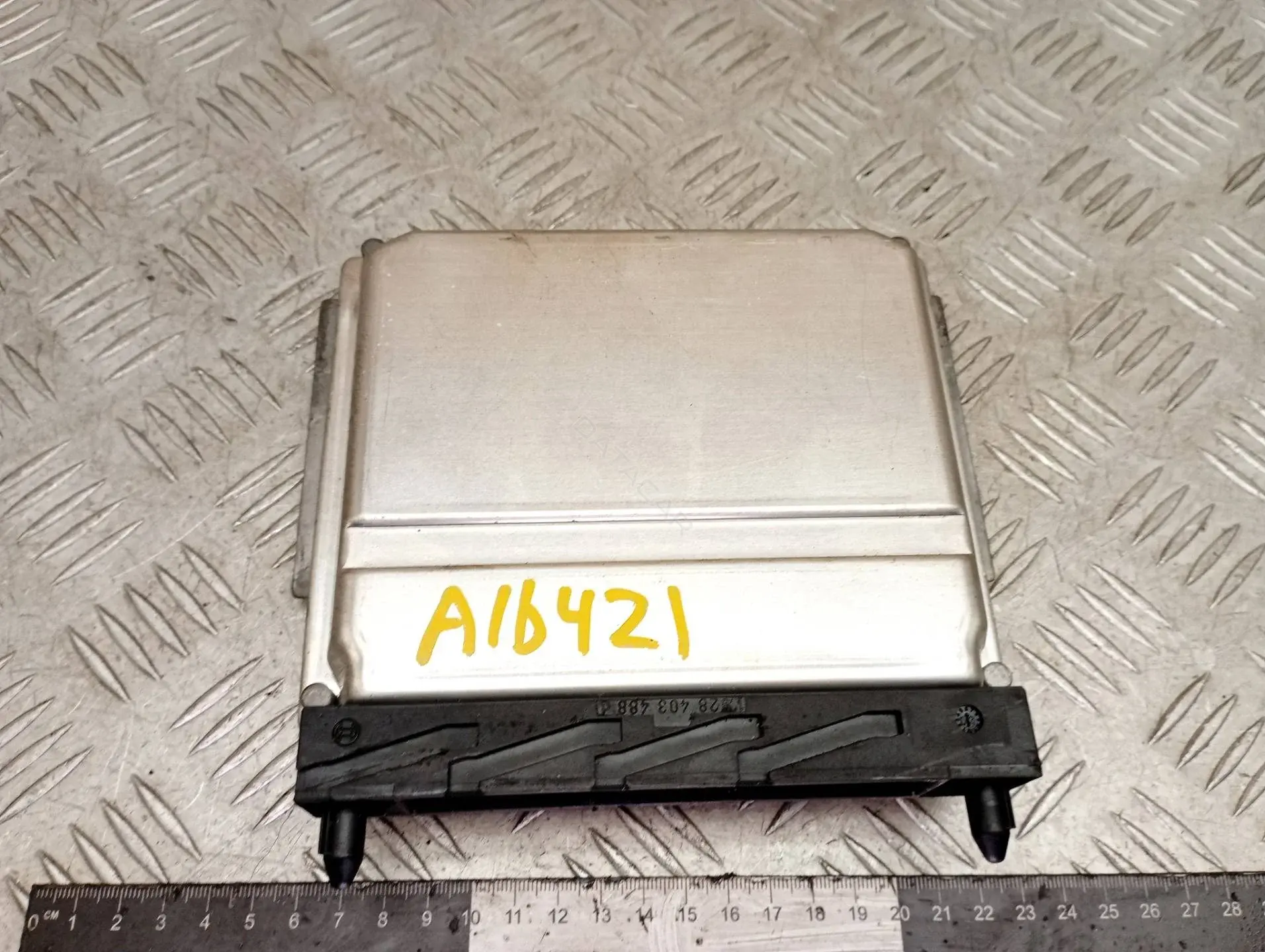 Блок управления двигателем 0281011078, 1039S00000, 30637733A