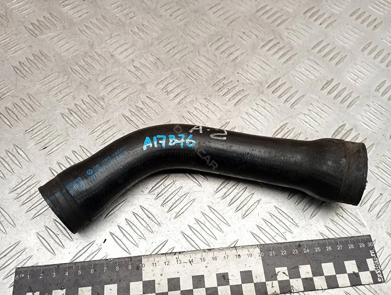 Патрубок интеркулера 8Z0145832B