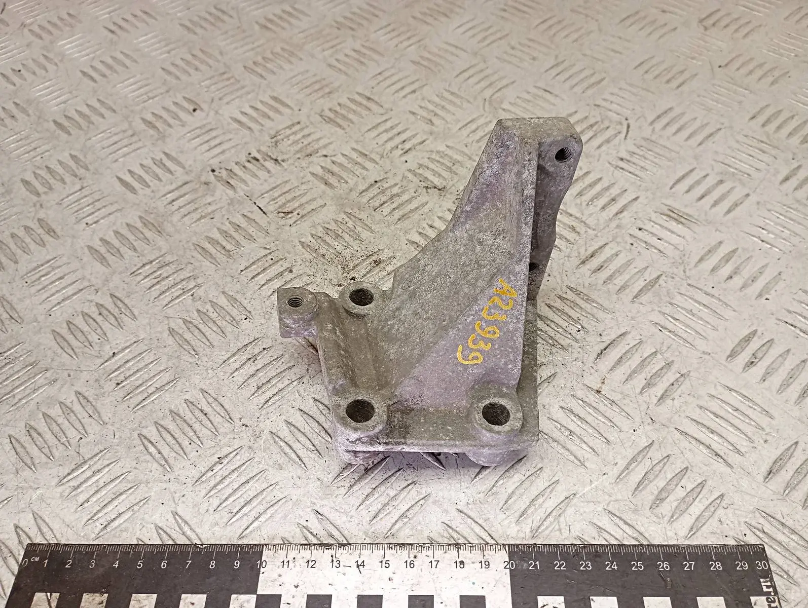 Кронштейн двигателя 92FF9K552DA