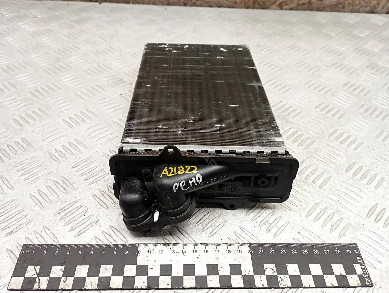 Радиатор печки 052604G1