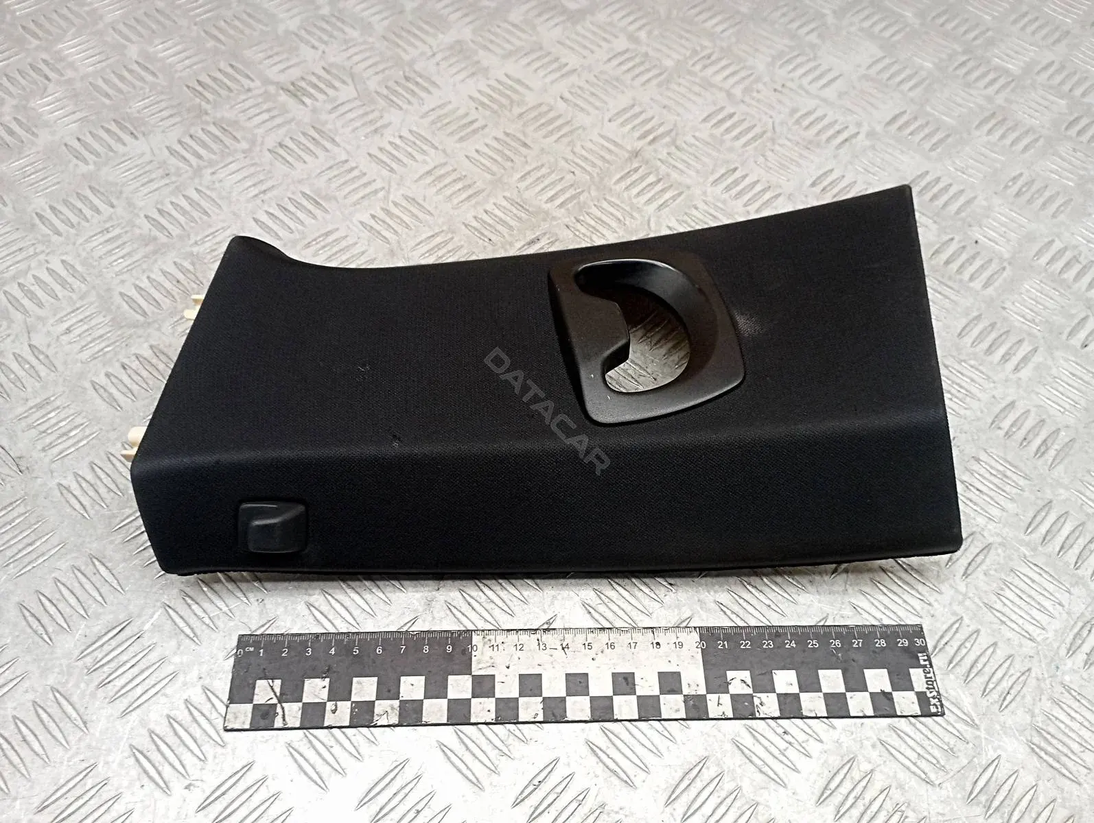 Обшивка стойки 9112739