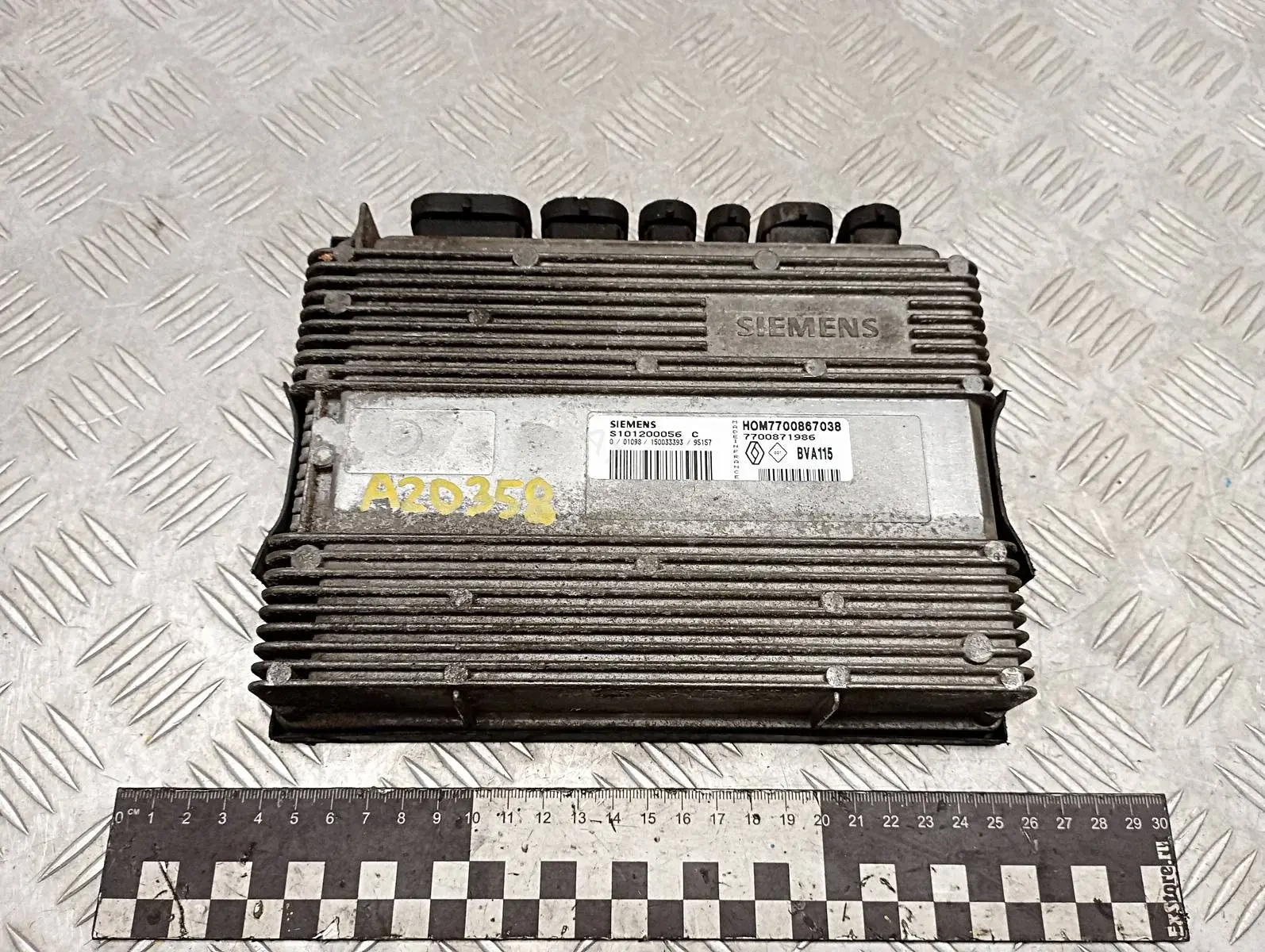 Блок управления двигателем 7700867038, 7700871986, HOM7700867038