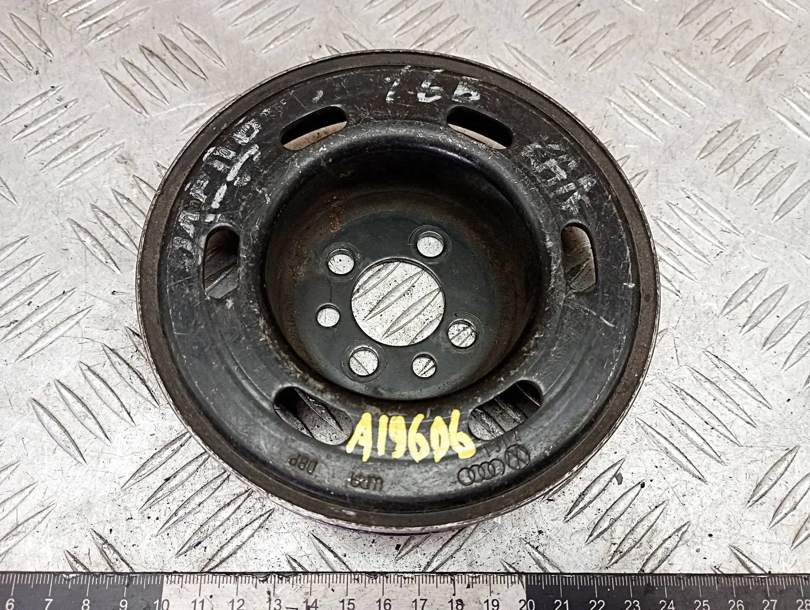 Шкив коленвала 06429, 06A105255E, 06A105255F