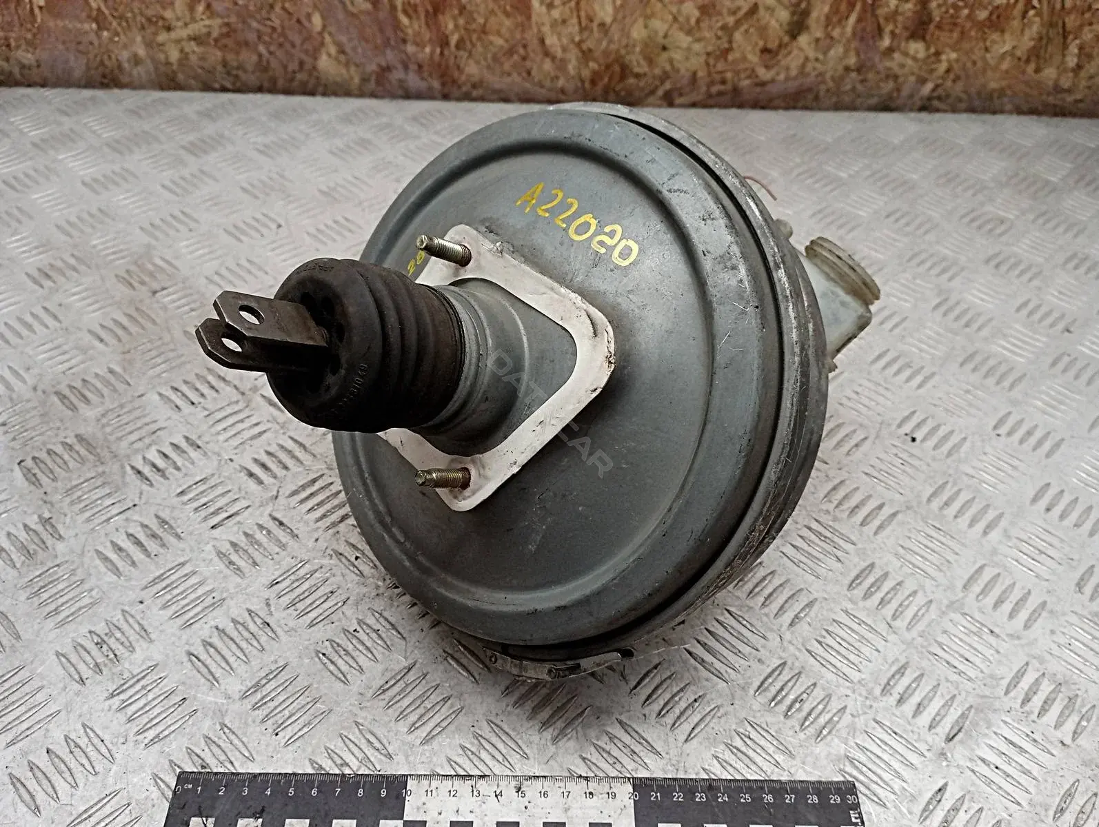 Вакуумный усилитель тормозов A0054303230, A2024300202