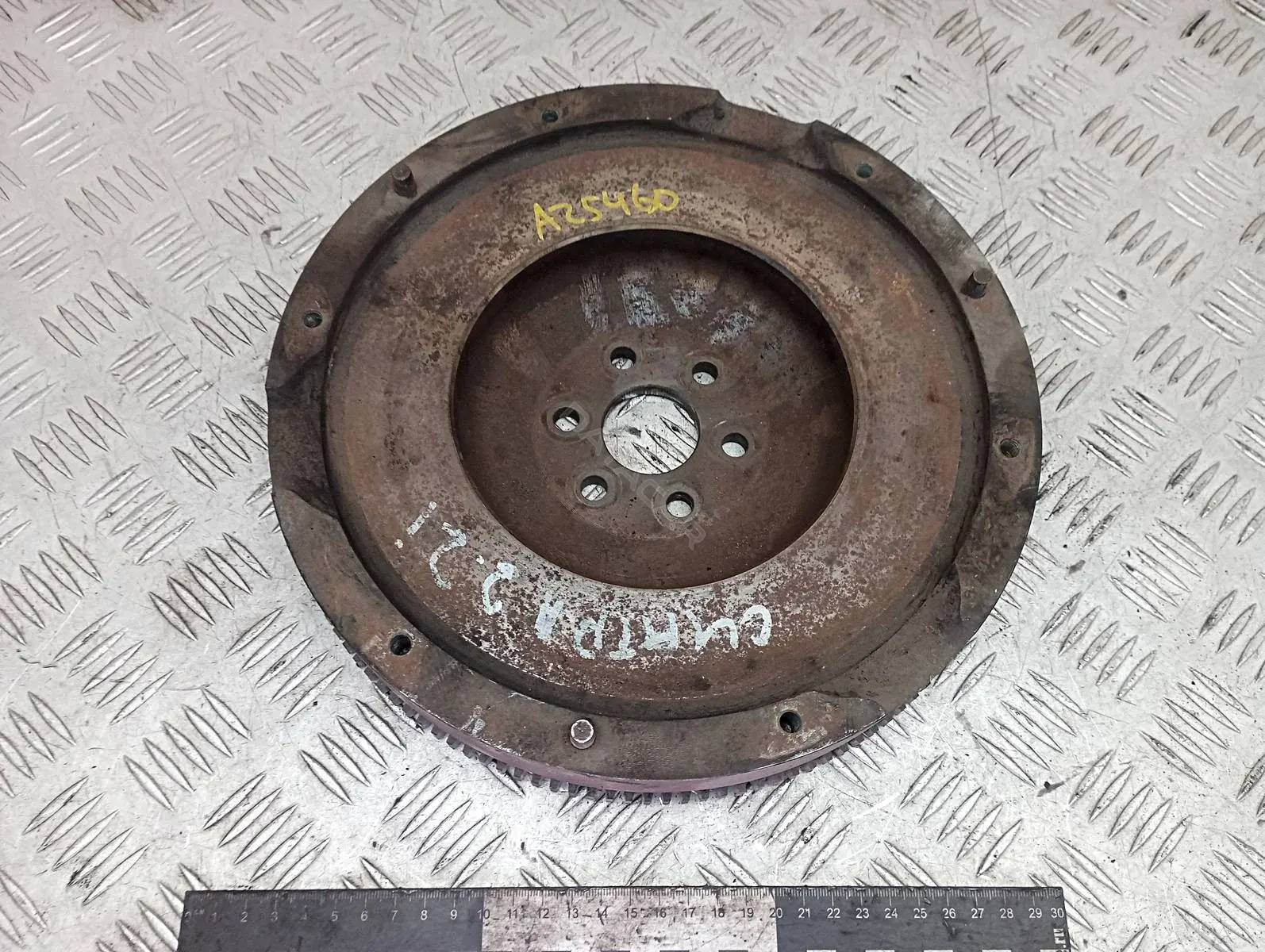Маховик 90571307
