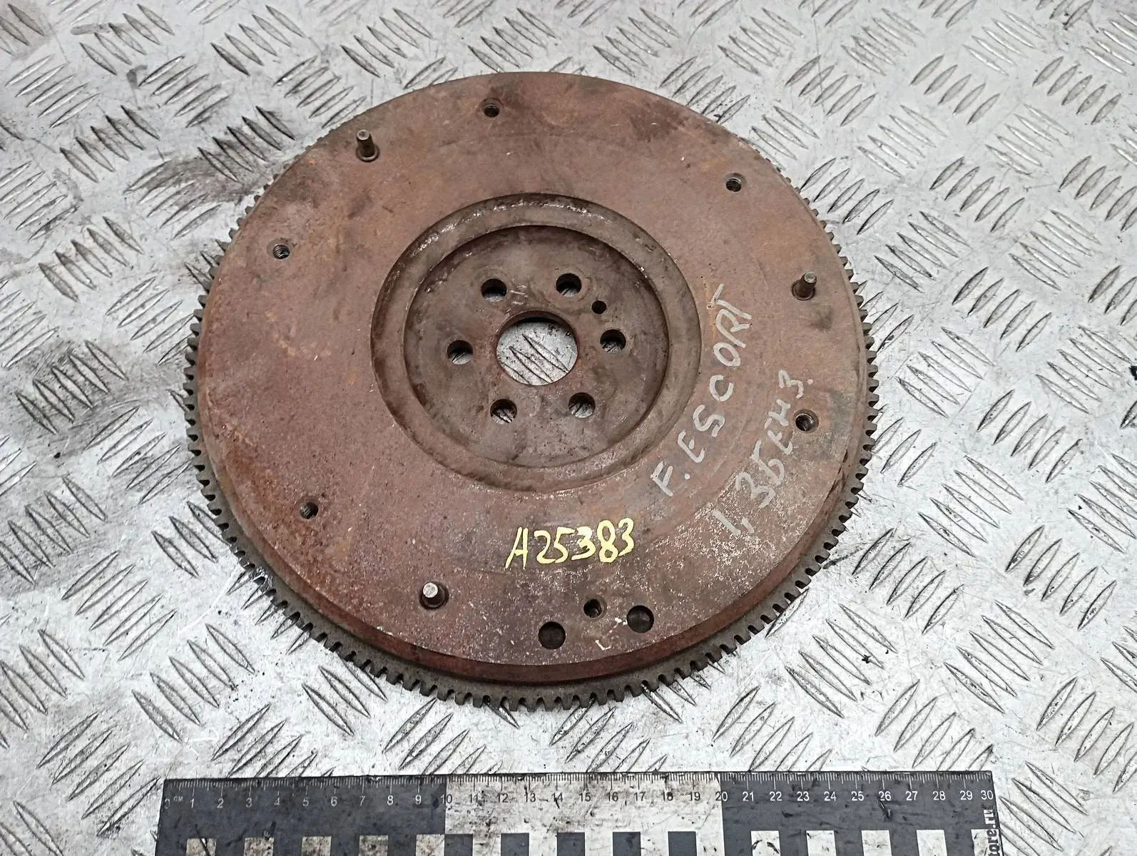 Маховик 89BM6375BA