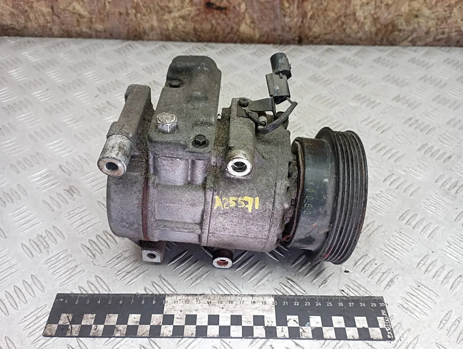 Компрессор кондиционера 1127024500, 6E1610144, 6SBU16