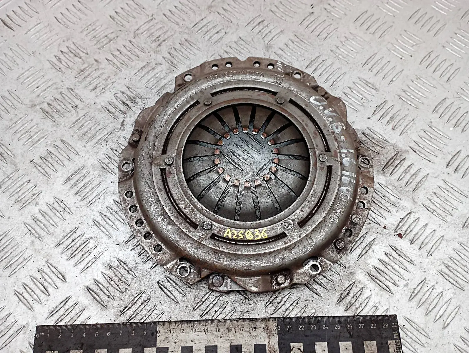 Корзина сцепления 185200FS, 3082214301, 90375717