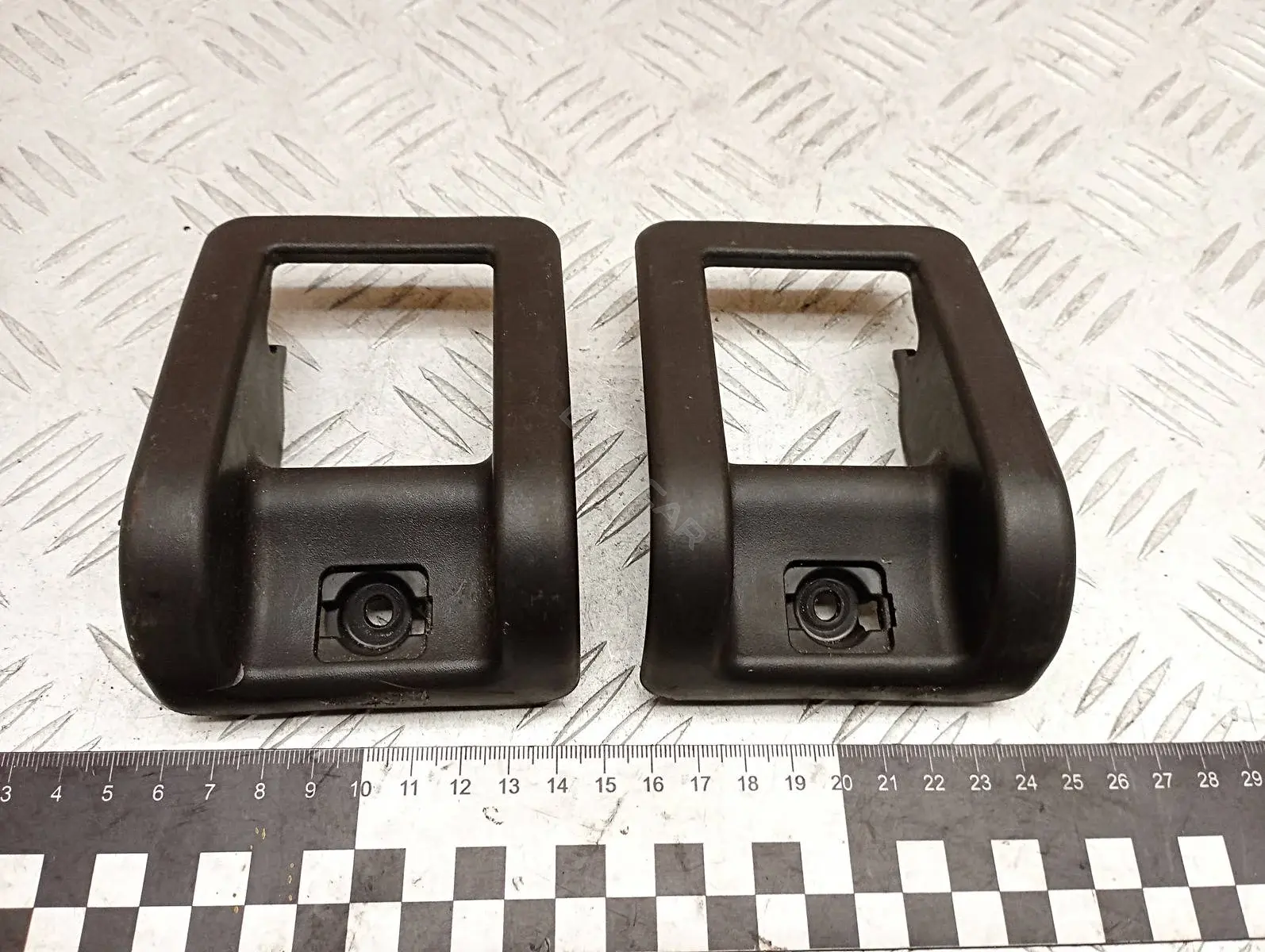 Пластик сиденья 880972B200